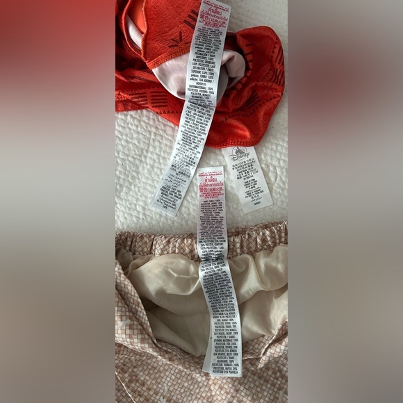 Disney: Girls Moana Dress (Costume)- Size 13-14 - Picture 13 of 16